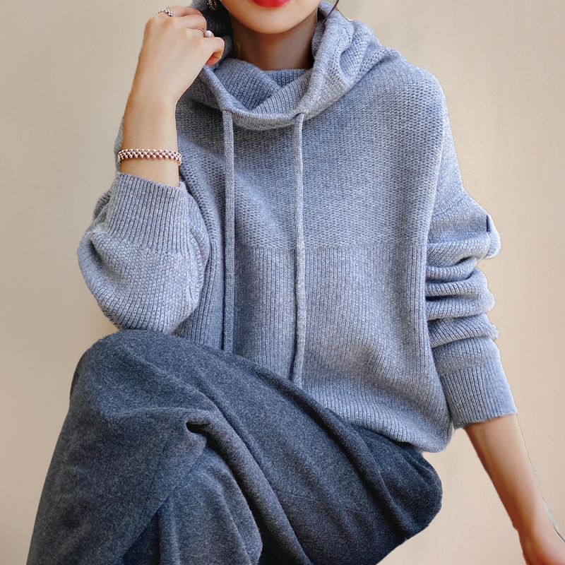 Eva | Sweter z sznurkiem