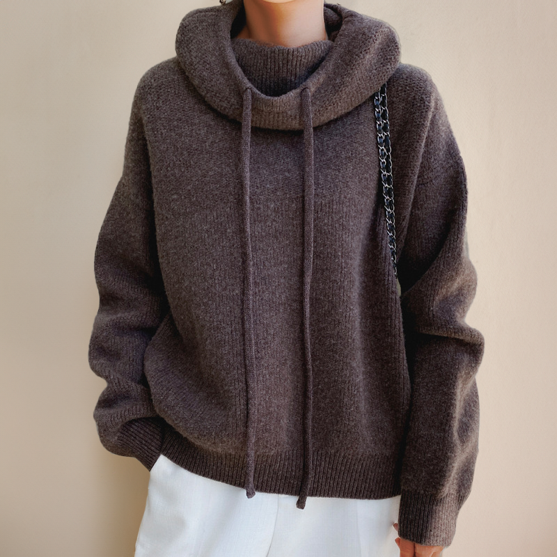 Eva | Sweter z sznurkiem